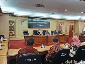 Tuntutan 179 Arsiparis SMA/SMK/SLB di Sulsel Agar TPP Naik Jadi Rp 6 Juta