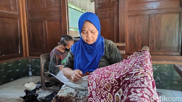 Suasana di rumah Produksi Batik Farras, Sembungan, Gulurejo, Lendah, Kulon Progo, Kamis (2/5/2024).