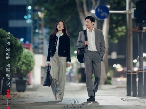 drakor The Midnight Romance in Hagwon