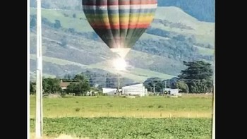 Pada tahun 2012, sebuah balon udara berisi penumpang bertabrakan dengan kabel listrik. Ini saat-saat terakhir mereka, di mana 11 orang meninggal dunia dalam tragedi ini. Foto: History Defined