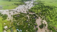 Lebih dari 170 orang tewas di seluruh Kenya sejak pertengahan Maret ketika musim hujan dimulai, menyebabkan banjir, tanah longsor dan menghancurkan infrastruktur. Departemen Metrologi telah memperingatkan bahwa hujan diperkirakan akan lebih banyak terjadi pada minggu ini.  