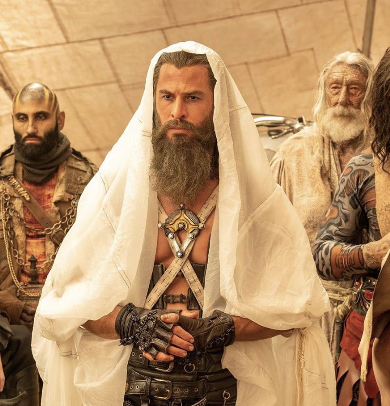 Cuplikan adegan dalam film Furiosa: A Mad Max Saga.