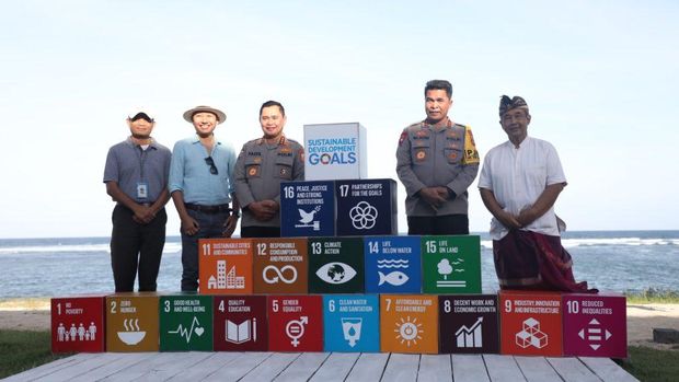 Kabaharkam Polri Komjen Fadil Imran mengecek kesiapan venue World Water Forum (WWF) ke-10 di Bali. (Dok. Polri)