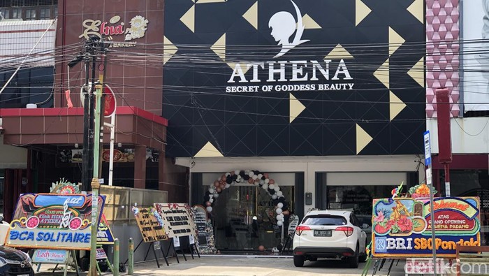 Klinik Athena Padang milik dr Richard Lee. (M Afdhal Afrianto/detikSumut)