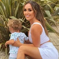 Desember 2023: Pesan kepada AnnieLauryn kemudian menghubungi Annie untuk mengungkap bahwa Walker adalah ayah dari Kinara. Lauryn bahkan menunjukkan hasil tes DNA untuk membuktikan bahwa Kinara adalah anak dari pesepak bola tersebut.Foto: Dok. Getty Images, Instagram