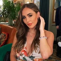 September 2024: Pengakuan Lauryn Goodman Lauryn mengungkapkan alasan bahwa dia bersedia menjalin hubungan dengan Walker karena sang pesepak bola Manchester City itu mengaku bahwa pernikahannya dengan Annie tidak sah dan hanya untuk konsumsi publik. Lauryn juga mengaku baru mengetahui kebenaran tentang pernikahan Walker setelah tetangganya menunjukkan salinan sertifikat pernikahan tersebut. Foto: Dok. Getty Images, Instagram