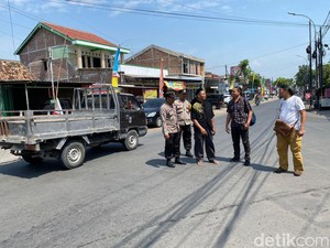Gerombolan Pemuda Bawa Sajam di Genuk Semarang, Keroyok-Sabet Orang di Jalan