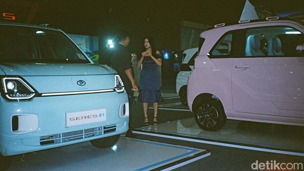 Mobil listrik Seres E1.
