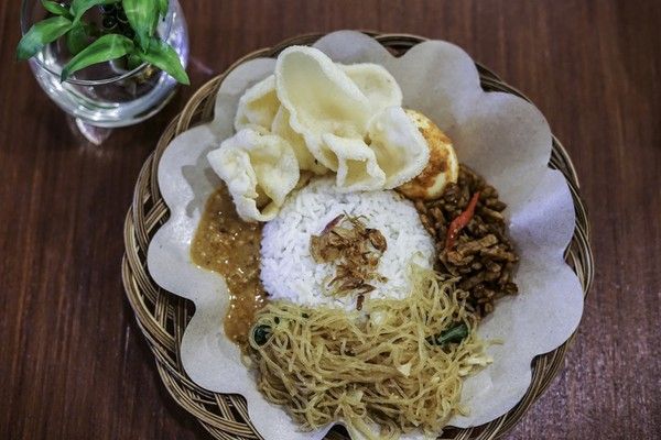 Nasi Uduk Betawi Enak yang Lokasinya Ngumpet di Dalam Gang