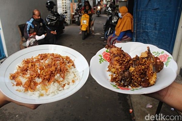 Nasi Uduk Betawi Enak nan Lokasinya Ngumpet di Dalam Gang