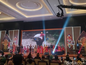 Pembukaan FTBIN 2024: 20 Peserta Bawakan Lagu Tanah Air Pakai Bahasa Daerah