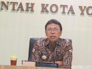 Soal Maju Pilwalkot Jogja, Pj Wali Kota Singgih: Nanti Aja...