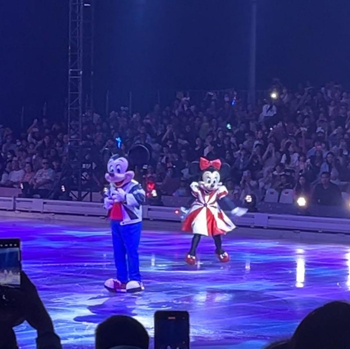 Pertunjukan Disney on Ice 2024 di ICE BSD, Tangerang.