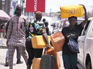 Situasi Nigeria Saat BBM Langka