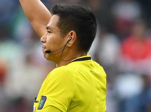 Indonesia vs Irak, Netizen Cemaskan Wasit VAR Sivakorn Pu-Udom