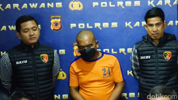 Soleh Sofyan, pembacok mantan istri dan suami barunya di Karawang