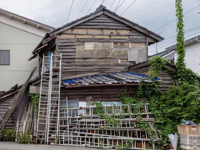 Tampilan rumah kosong di Kanazawa, Ishikawa, Jepang.