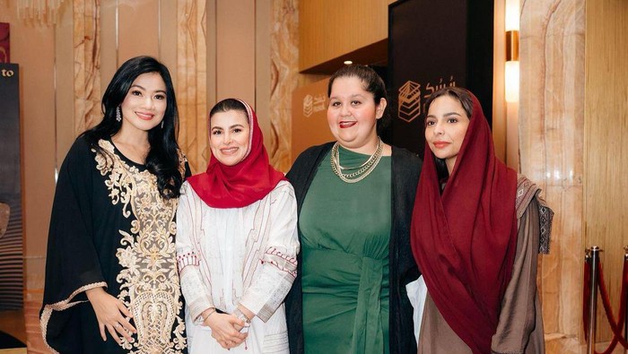 Titi Kamal bersama Otoritas Pariwisata Arab Saudi