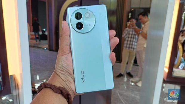 Vivo 30e resmi meluncur di Indonesia. HP ini dijual mulai dari Rp 4 jutaan. (CNBC Indonesia/Novina Putri Bestari)