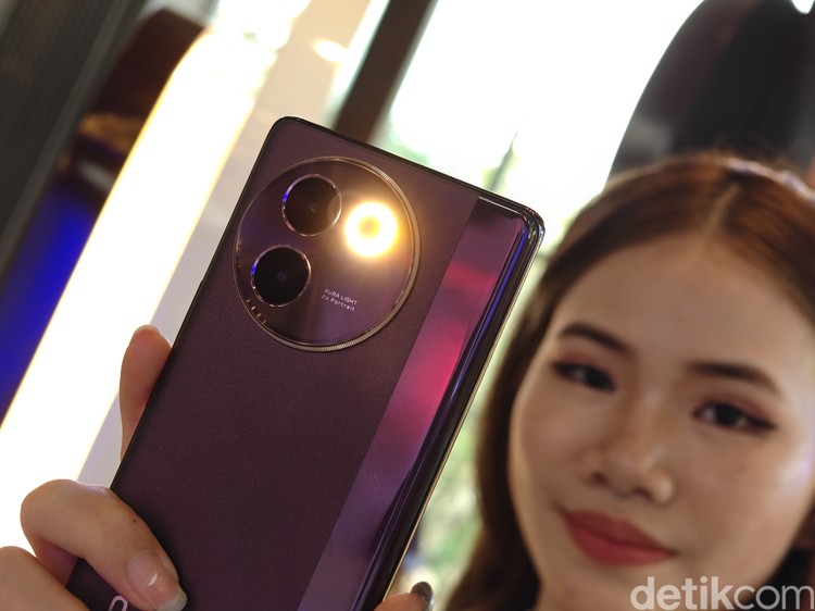 Vivo V30e