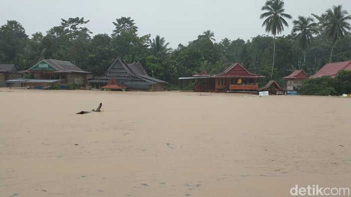Banjir di Kecamatan Pitu Riase, Sidrap.