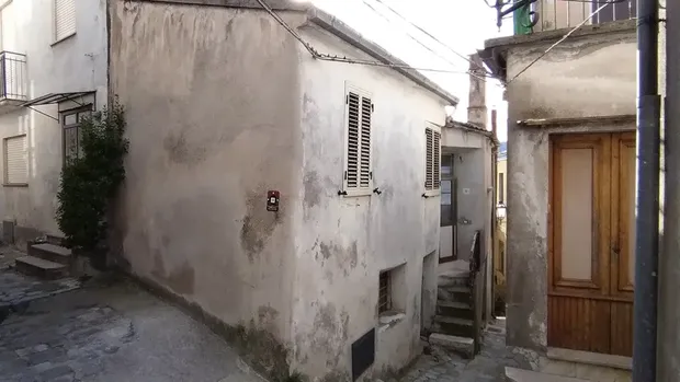 Beli rumah di Italia