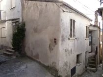 Kayak Gimana Bentuk Rumah Rp 17.500 yang Ramai Diobral di Italia?