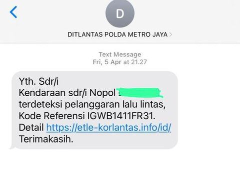 Contoh notifikasi tilang yang dikirim Ditlantas Polda Metro Jaya melalui SMS.