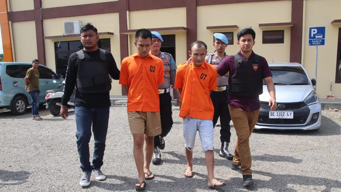 Dua pejambret telah ditahan di Mapolres Pringsewu.