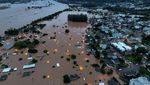 Foto Udara Banjir Rendam Permukiman Warga di Brasil