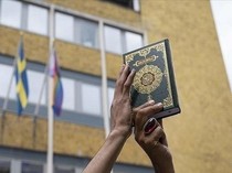 Surah Yunus Ayat 40: Orang Musyrik yang Menolak Kebenaran Al-Quran