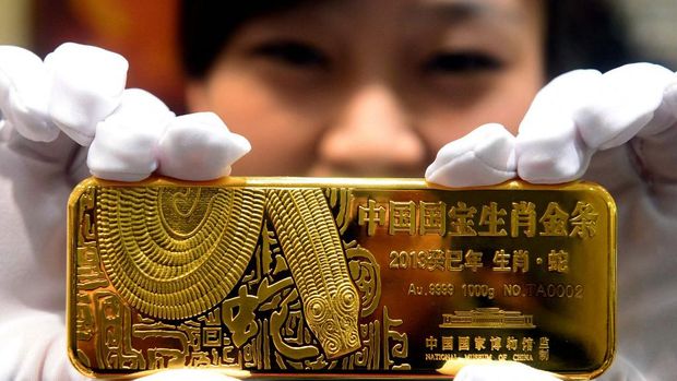 Ilustrasi emas China. (AFP)