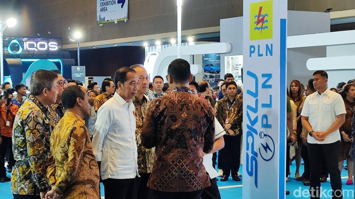 Jokowi di PEVS 2024.
