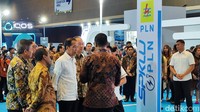 Presiden Jokowi Kunjungi PEVS 2024, Lihat-lihat Mobil dan Motor Listrik