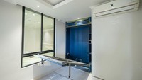 Kamar ini tampaknya akan diberi murphy bed yang bisa menghemat ruangan. Foto: Instagram