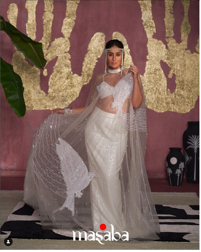 Kini 23 tahun berlalu setelah film Asoka rilis, penampilan Kareena Kapoor di layar lebar tersebut jadi tren di TikTok. Sederet influencer TikTok membuat makeup ala Asooka dengan menggunakan lagu soundtrack film tersebut, San Sanana. Foto: Dok. IMDb, Instagram Kareena Kapoor