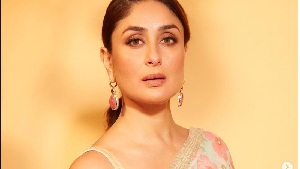 Kareena Kapoor adalah definisi “timeless beauty” khas Bollywood. Senyumnya, gaya aktingnya, sampai vibe glamor yang ia bawa selalu jadi pembeda. Meski sudah lama di industri, pesonanya gak pernah pudar. Foto: Dok. IMDb, Instagram Kareena Kapoor