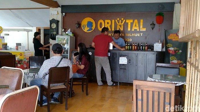 Limun Oriental Cap Nyonya Silhuet khas Pekalongan. Foto diunggah Jumat (3/5/2024).