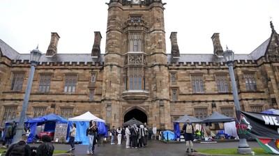 Mahasiswa Sydney Gelar Tenda di Depan Kampus, Ada Apa?