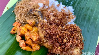 Favorit Food Vlogger! Ini Nikmatnya Nasi Uduk Ibu Sidar di Gang Palmerah