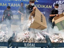 289.000 Batang Rokok Ilegal Dimusnahkan!