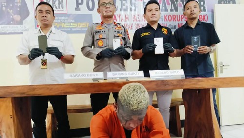 Tukang tato di Ubud ditangkap. (Dok. Polsek Ubud)