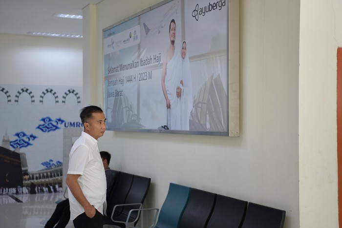 Penjabat Gubernur Jawa Barat Bey Machmudin