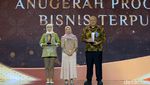 Sido Muncul-PLN Raih Anugerah Program Bisnis Terpuji di detikjateng-jogja Awards