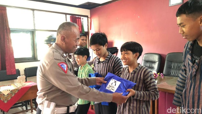 Police Goes to School Blitar