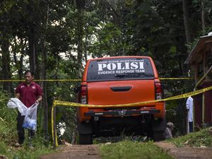 Momen Mencekam Saat Penangkapan Suami yang Bunuh-Mutilasi Istri di Ciamis