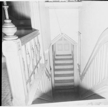 Tangga Rumah Winchester