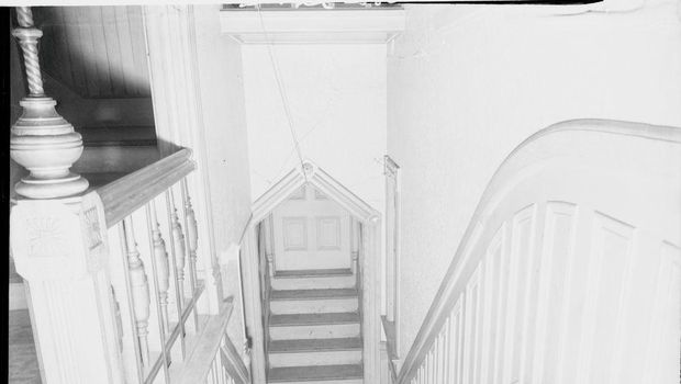 Tangga Rumah Winchester