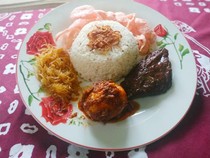 5 Tempat Makan Nasi Uduk Betawi di Depok yang Komplet