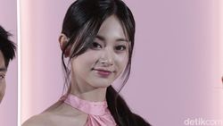 10 Foto Tzuyu di Jakarta Ini Bakal Bikin Harimu Feel Special!